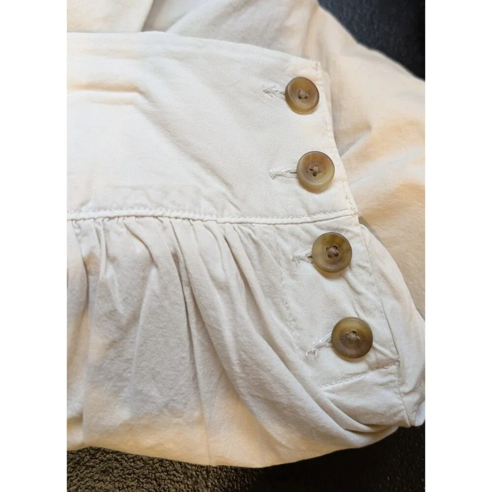 American Eagle Women's Bubble Skort Mini Cream Buttons Size 10